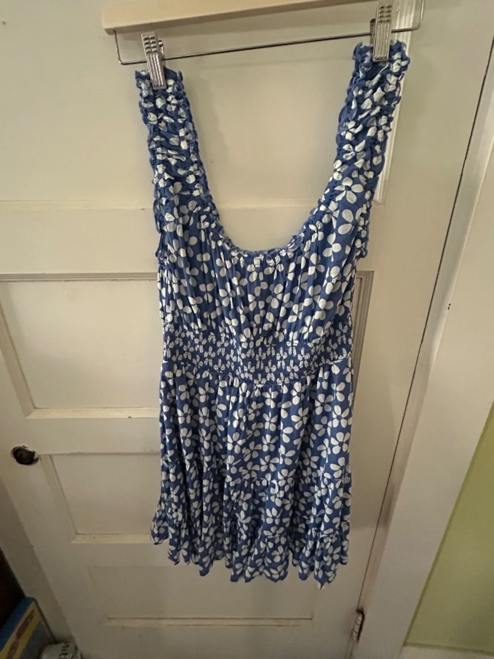 Dress - Picture 3 of 5